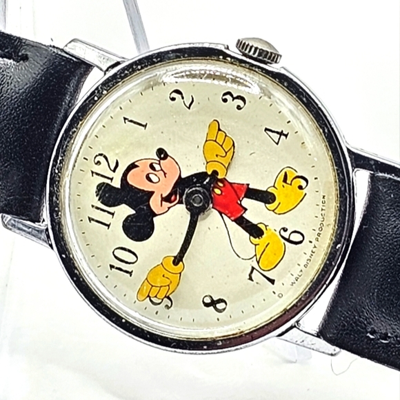 Vintage 1970 Timex Mickey Mouse Men’s Manual Wind Watch Running - Picture 1 of 8